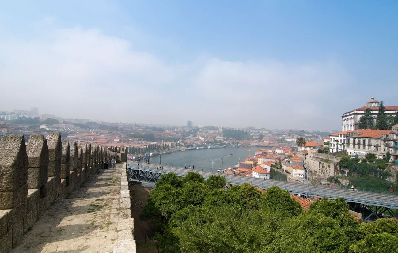 Muralhas Fernandinas do Porto, Portugal